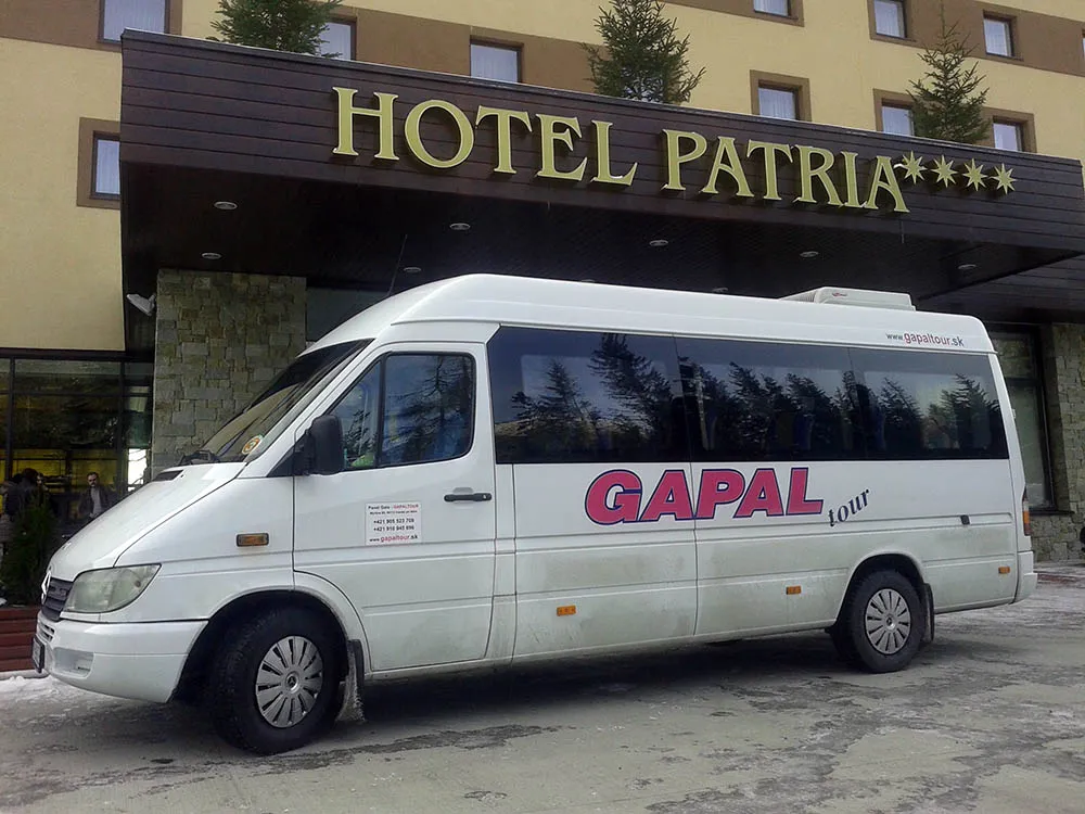 Mercedes Sprinter 316 Gapal Tour – bočný pohľad
