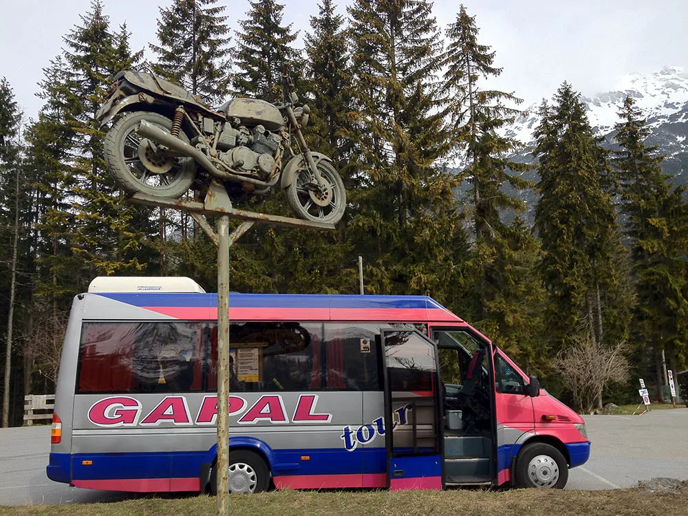 Vozidlo Gapal Tour na zahraničnej ceste